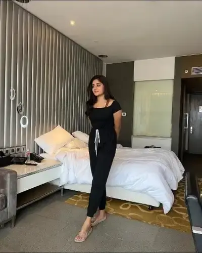 Call Girls Service in Lower Parel